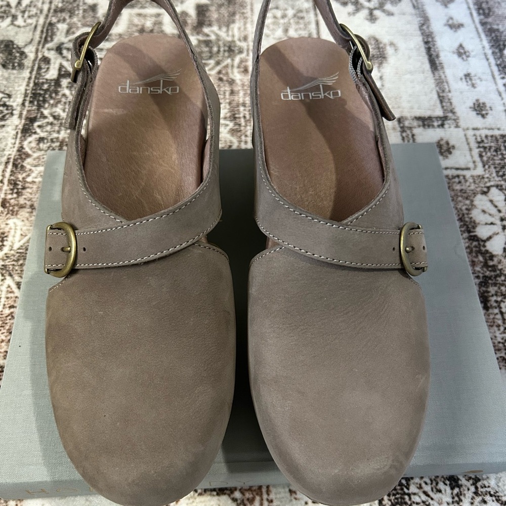 Dansko Tan Mules Comfortable Clogs